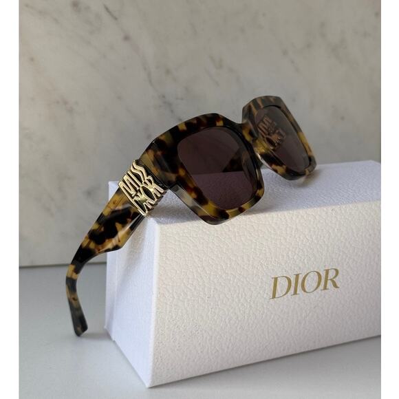 NEW Dior MissDior S2I Square Sunglasses in Tortoise Brown main image 7
